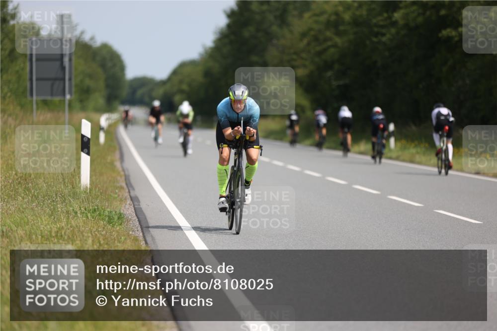 22.06.2025 - Viking Triathlon Yannick Fuchs http://msf.ph/oto/8108025 22.06.2025 11:32:10 Radfahren 181, 220, 238, 450 meine-sportfotos.de