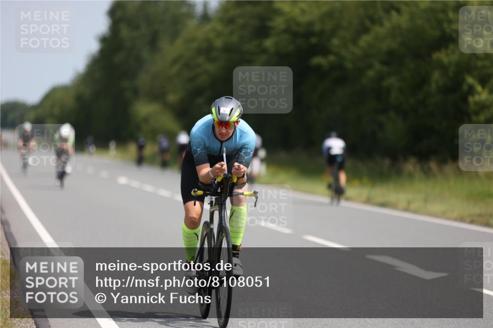 22.06.2025 - Viking Triathlon Yannick Fuchs http://msf.ph/oto/8108051 22.06.2025 11:32:11 Radfahren 181, 220, 238, 450 meine-sportfotos.de