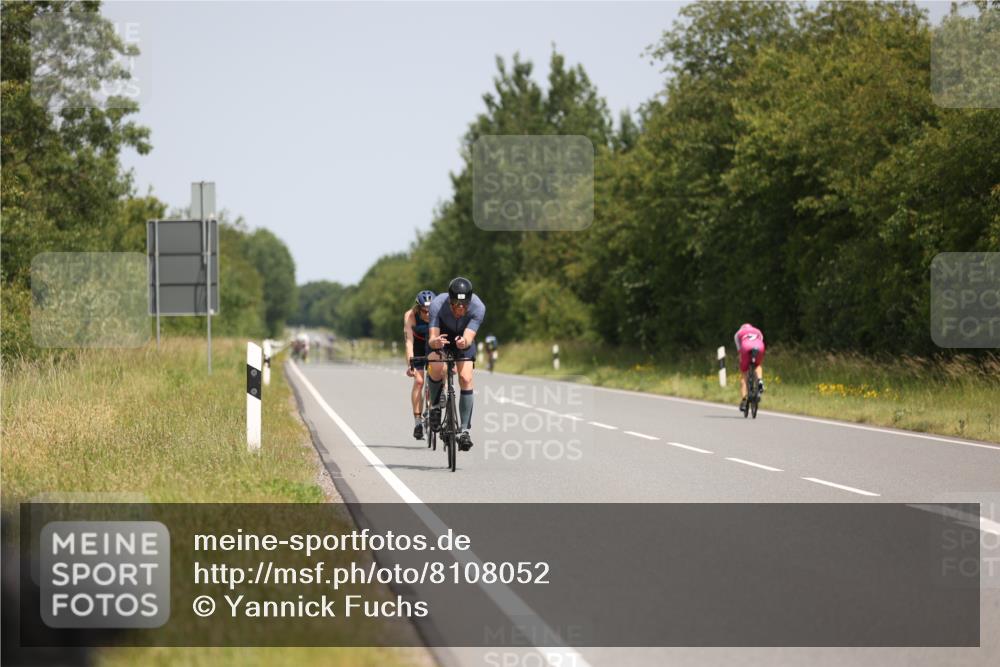 22.06.2025 - Viking Triathlon Yannick Fuchs http://msf.ph/oto/8108052 22.06.2025 12:12:56 Radfahren 78, 337, 473 meine-sportfotos.de