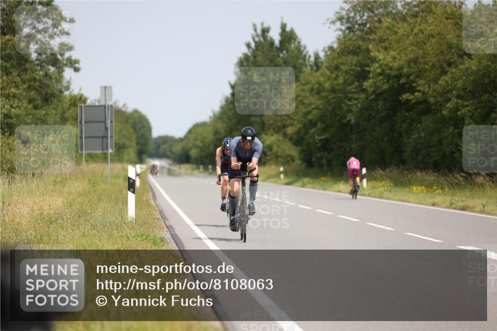 22.06.2025 - Viking Triathlon Yannick Fuchs http://msf.ph/oto/8108063 22.06.2025 12:12:57 Radfahren 78, 136, 337 meine-sportfotos.de