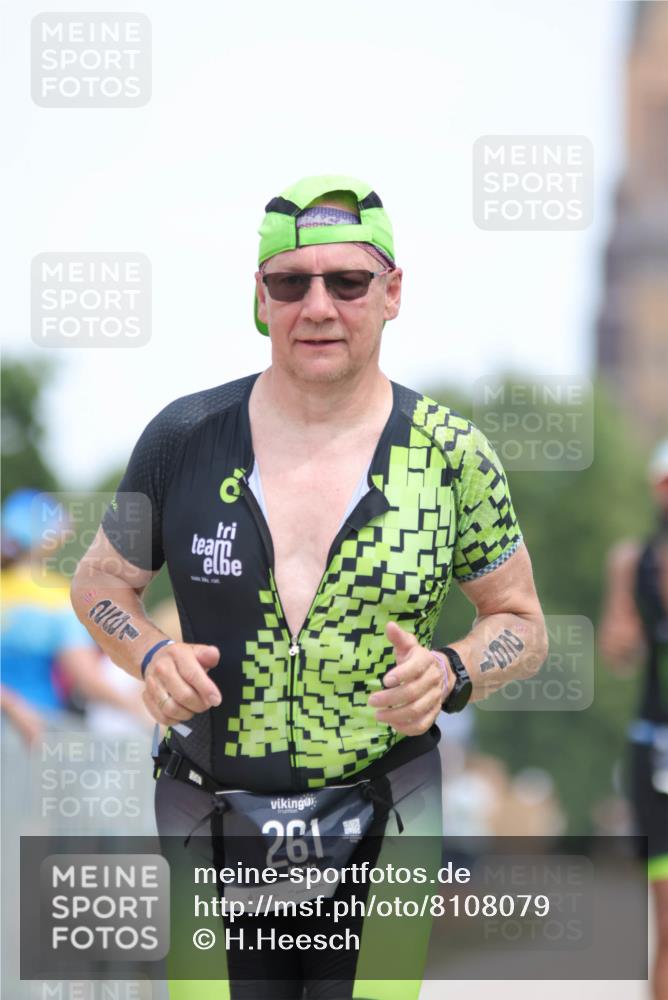 22.06.2025 - Viking Triathlon H.Heesch http://msf.ph/oto/8108079 22.06.2025 14:24:42 Laufen 38, 84, 261, 336, 393 meine-sportfotos.de