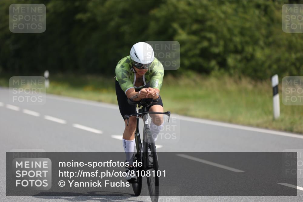 22.06.2025 - Viking Triathlon Yannick Fuchs http://msf.ph/oto/8108101 22.06.2025 11:32:16 Radfahren 181, 220, 237, 238, 311, 450 meine-sportfotos.de