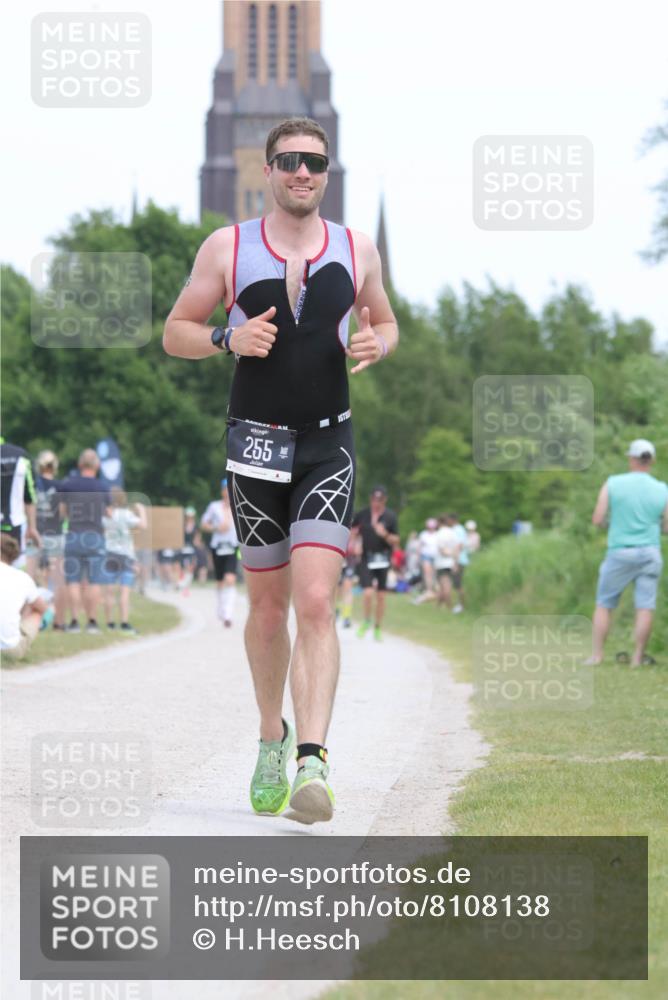 22.06.2025 - Viking Triathlon H.Heesch http://msf.ph/oto/8108138 22.06.2025 14:25:22 Laufen 255 meine-sportfotos.de