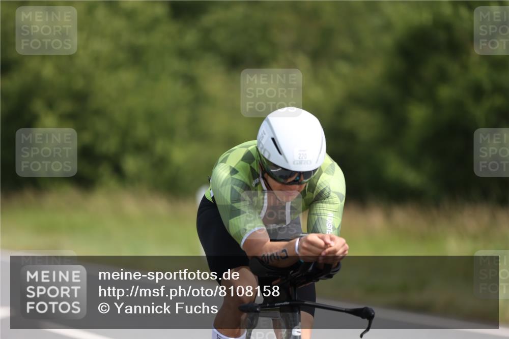 22.06.2025 - Viking Triathlon Yannick Fuchs http://msf.ph/oto/8108158 22.06.2025 11:32:17 Radfahren 220, 237, 238, 311, 450 meine-sportfotos.de
