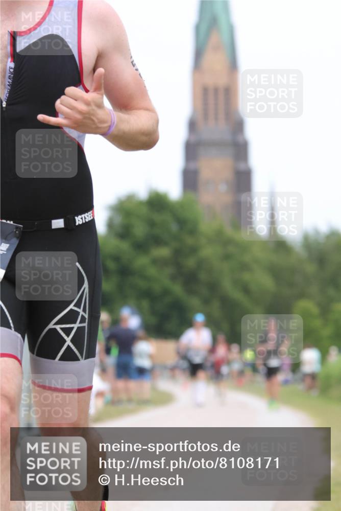 22.06.2025 - Viking Triathlon H.Heesch http://msf.ph/oto/8108171 22.06.2025 14:25:24 Laufen 255 meine-sportfotos.de