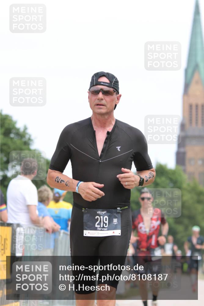 22.06.2025 - Viking Triathlon H.Heesch http://msf.ph/oto/8108187 22.06.2025 14:25:40 Laufen 219, 428, 506 meine-sportfotos.de