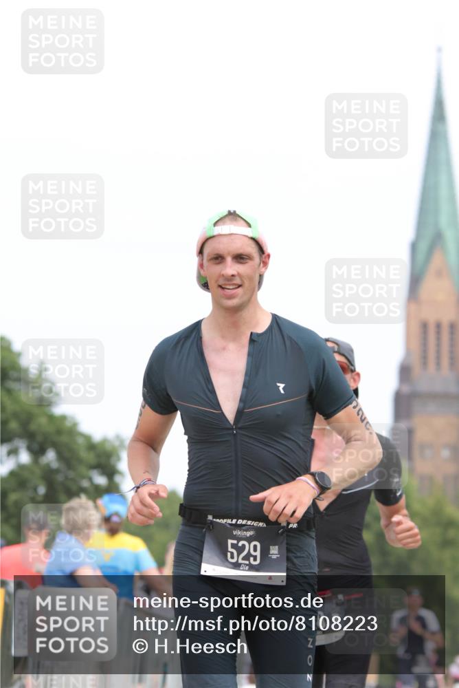 22.06.2025 - Viking Triathlon H.Heesch http://msf.ph/oto/8108223 22.06.2025 14:25:49 Laufen 127, 188, 529 meine-sportfotos.de