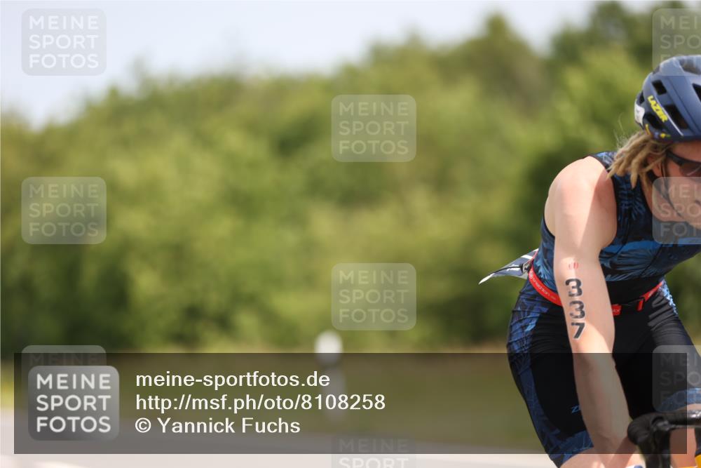22.06.2025 - Viking Triathlon Yannick Fuchs http://msf.ph/oto/8108258 22.06.2025 12:13:01 Radfahren 78, 136, 337 meine-sportfotos.de