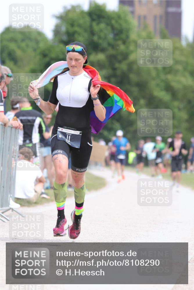 22.06.2025 - Viking Triathlon H.Heesch http://msf.ph/oto/8108290 22.06.2025 14:26:32 Laufen 11 meine-sportfotos.de