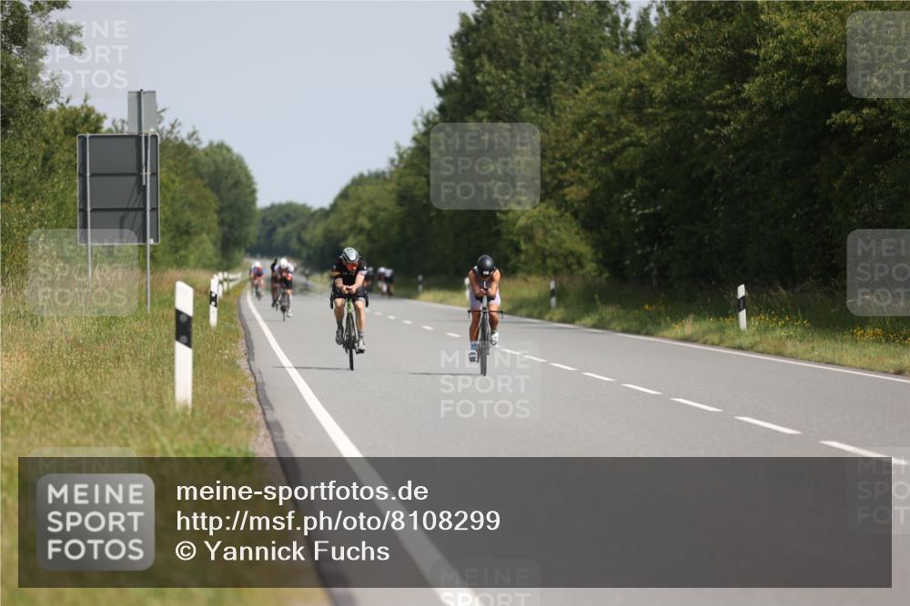 22.06.2025 - Viking Triathlon Yannick Fuchs http://msf.ph/oto/8108299 22.06.2025 11:32:26 Radfahren 58, 237, 311, 601 meine-sportfotos.de
