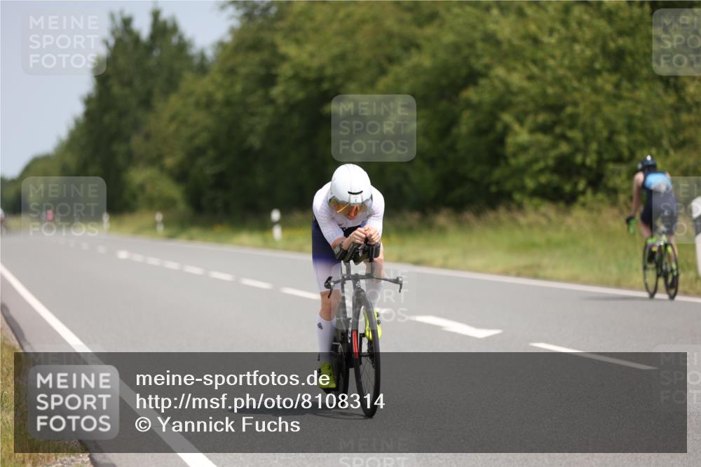 22.06.2025 - Viking Triathlon Yannick Fuchs http://msf.ph/oto/8108314 22.06.2025 12:13:13 Radfahren 4, 201 meine-sportfotos.de