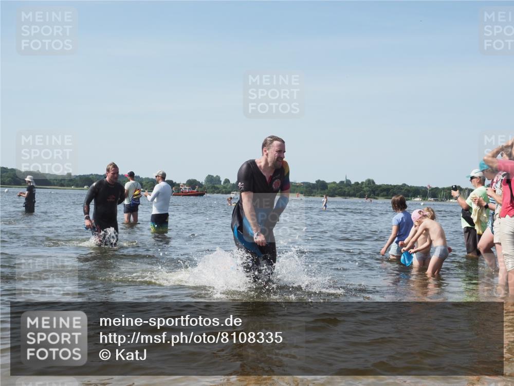 22.06.2025 - Viking Triathlon KatJ http://msf.ph/oto/8108335 22.06.2025 10:38:12 Schwimmen 61, 72, 89, 179, 191, 209, 447, 662 meine-sportfotos.de