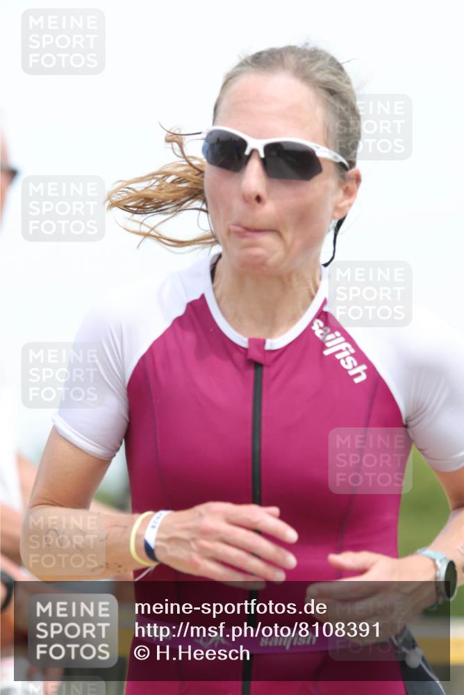 22.06.2025 - Viking Triathlon H.Heesch http://msf.ph/oto/8108391 22.06.2025 14:27:00 Laufen 113, 216, 249, 412 meine-sportfotos.de