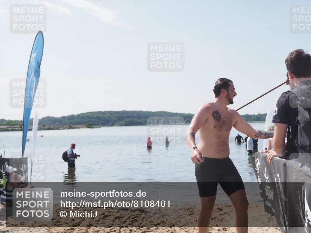 22.06.2025 - Viking Triathlon MichiJ http://msf.ph/oto/8108401 22.06.2025 10:55:02 Schwimmen  meine-sportfotos.de