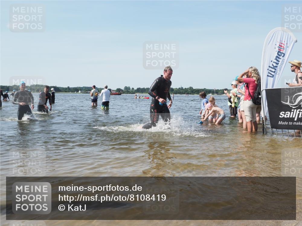 22.06.2025 - Viking Triathlon KatJ http://msf.ph/oto/8108419 22.06.2025 10:38:16 Schwimmen 61, 72, 89, 191, 209, 269, 447, 509, 535, 662 meine-sportfotos.de