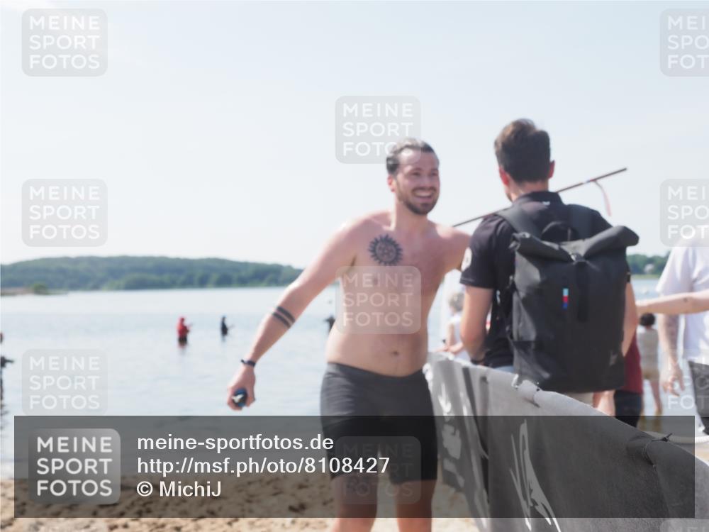 22.06.2025 - Viking Triathlon MichiJ http://msf.ph/oto/8108427 22.06.2025 10:55:04 Schwimmen  meine-sportfotos.de
