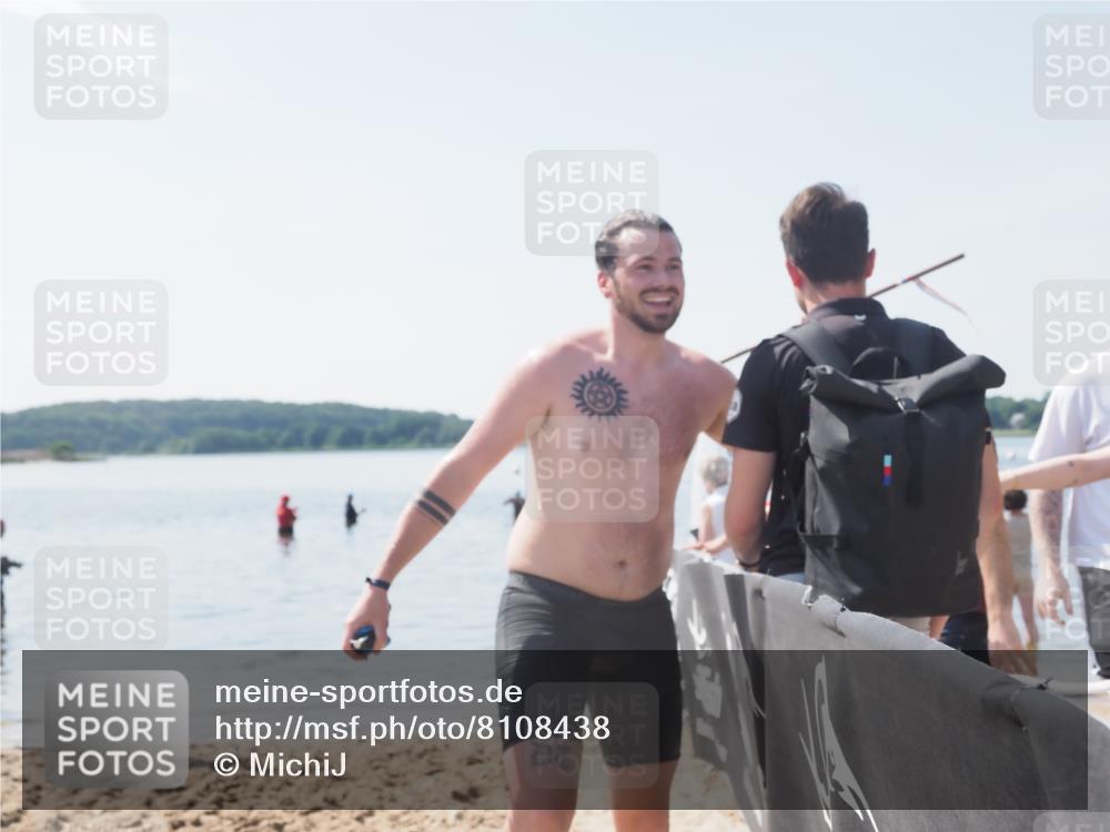 22.06.2025 - Viking Triathlon MichiJ http://msf.ph/oto/8108438 22.06.2025 10:55:04 Schwimmen  meine-sportfotos.de