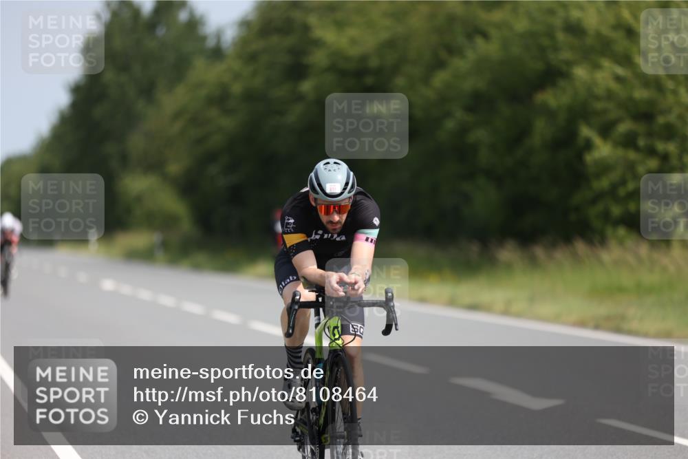 22.06.2025 - Viking Triathlon Yannick Fuchs http://msf.ph/oto/8108464 22.06.2025 11:32:32 Radfahren 8, 58, 462, 601, 653 meine-sportfotos.de