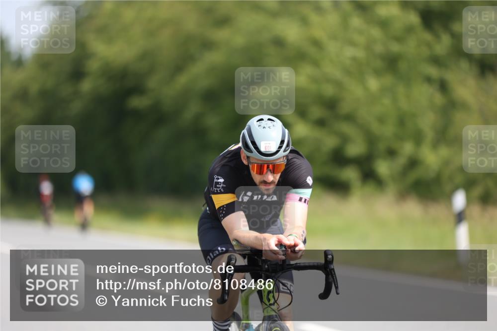22.06.2025 - Viking Triathlon Yannick Fuchs http://msf.ph/oto/8108486 22.06.2025 11:32:33 Radfahren 8, 58, 203, 462, 601, 653 meine-sportfotos.de