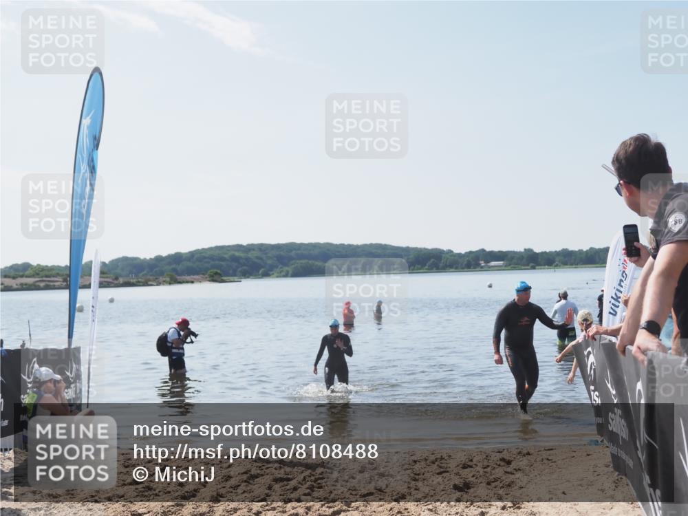 22.06.2025 - Viking Triathlon MichiJ http://msf.ph/oto/8108488 22.06.2025 10:55:30 Schwimmen 246, 472 meine-sportfotos.de