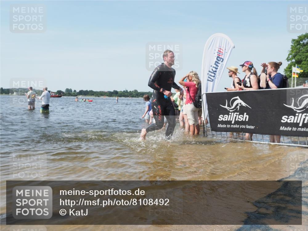 22.06.2025 - Viking Triathlon KatJ http://msf.ph/oto/8108492 22.06.2025 10:38:16 Schwimmen 61, 72, 89, 191, 209, 269, 447, 509, 535, 662 meine-sportfotos.de