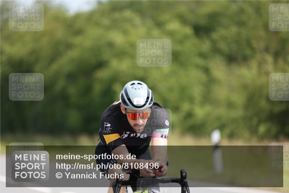 22.06.2025 - Viking Triathlon Yannick Fuchs http://msf.ph/oto/8108496 22.06.2025 11:32:33 Radfahren 8, 58, 203, 462, 601, 653 meine-sportfotos.de