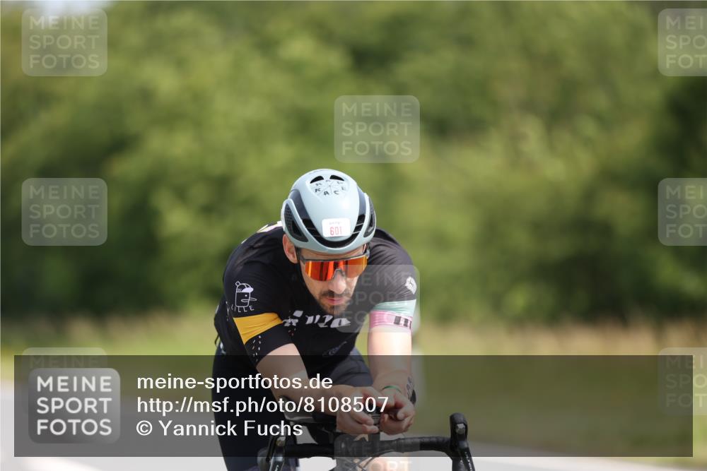 22.06.2025 - Viking Triathlon Yannick Fuchs http://msf.ph/oto/8108507 22.06.2025 11:32:33 Radfahren 8, 58, 203, 462, 601, 653 meine-sportfotos.de