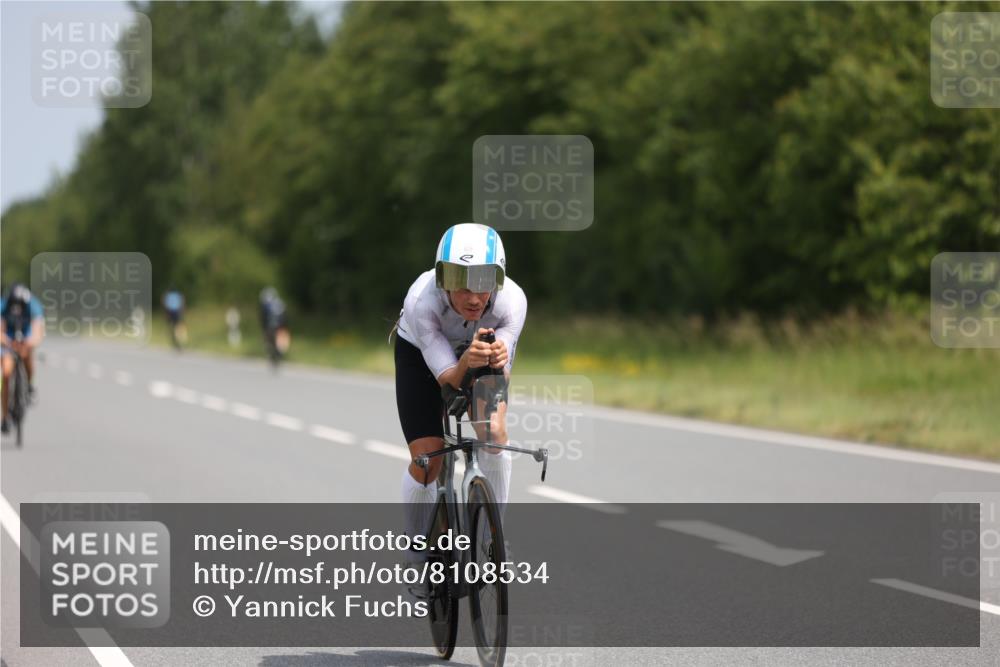 22.06.2025 - Viking Triathlon Yannick Fuchs http://msf.ph/oto/8108534 22.06.2025 12:13:26 Radfahren 8, 163, 237, 257, 281, 288, 352, 415, 487, 628, 638, 660 meine-sportfotos.de