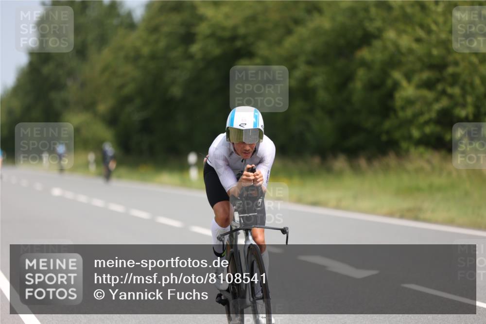 22.06.2025 - Viking Triathlon Yannick Fuchs http://msf.ph/oto/8108541 22.06.2025 12:13:27 Radfahren 8, 163, 237, 257, 281, 288, 352, 415, 487, 628, 638, 660 meine-sportfotos.de