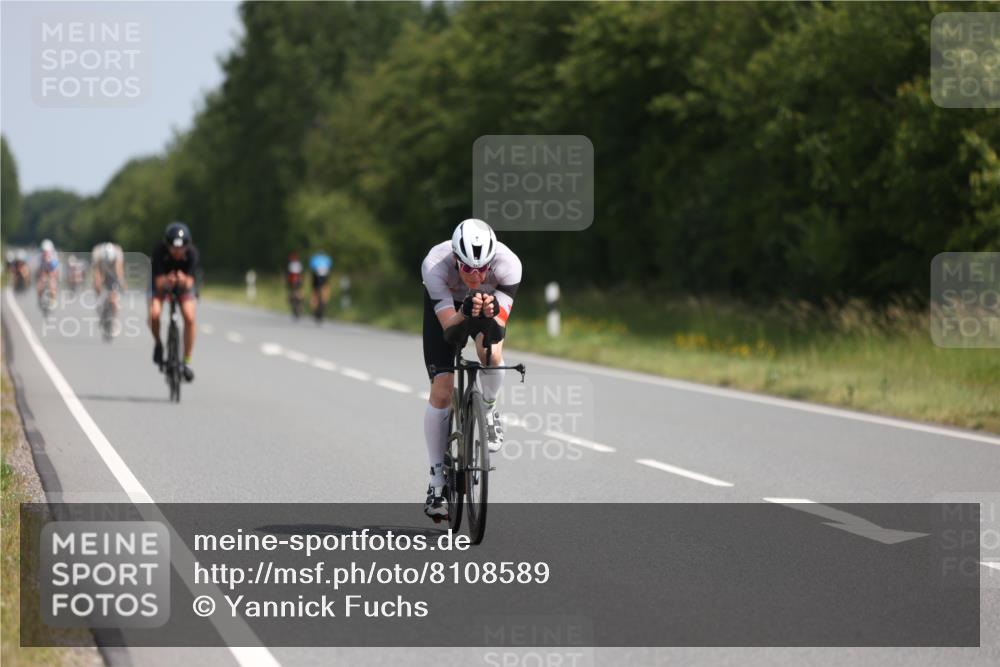 22.06.2025 - Viking Triathlon Yannick Fuchs http://msf.ph/oto/8108589 22.06.2025 11:32:37 Radfahren 8, 203, 462, 601, 644, 653 meine-sportfotos.de