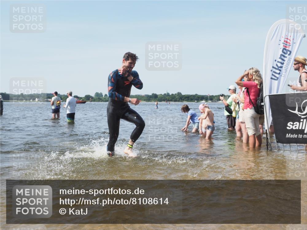 22.06.2025 - Viking Triathlon KatJ http://msf.ph/oto/8108614 22.06.2025 10:38:21 Schwimmen 61, 72, 89, 209, 269, 398, 419, 428, 447, 509, 535, 603, 662 meine-sportfotos.de