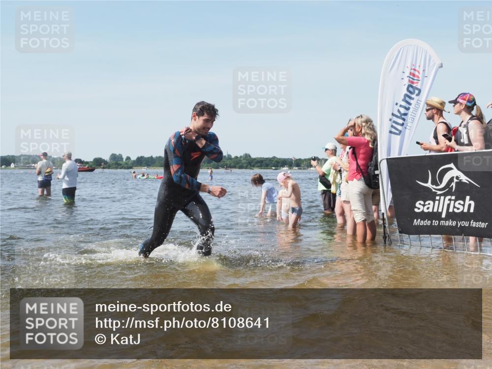 22.06.2025 - Viking Triathlon KatJ http://msf.ph/oto/8108641 22.06.2025 10:38:21 Schwimmen 61, 72, 89, 209, 269, 398, 419, 428, 447, 509, 535, 603, 662 meine-sportfotos.de