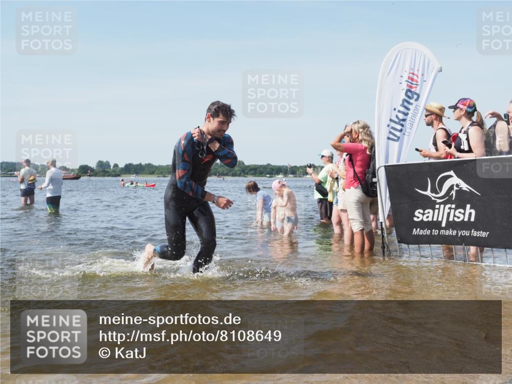 22.06.2025 - Viking Triathlon KatJ http://msf.ph/oto/8108649 22.06.2025 10:38:21 Schwimmen 61, 72, 89, 209, 269, 398, 419, 428, 447, 509, 535, 603, 662 meine-sportfotos.de