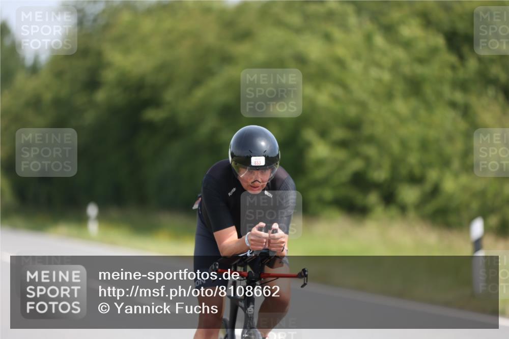22.06.2025 - Viking Triathlon Yannick Fuchs http://msf.ph/oto/8108662 22.06.2025 11:32:41 Radfahren 8, 89, 115, 203, 462, 644, 653 meine-sportfotos.de