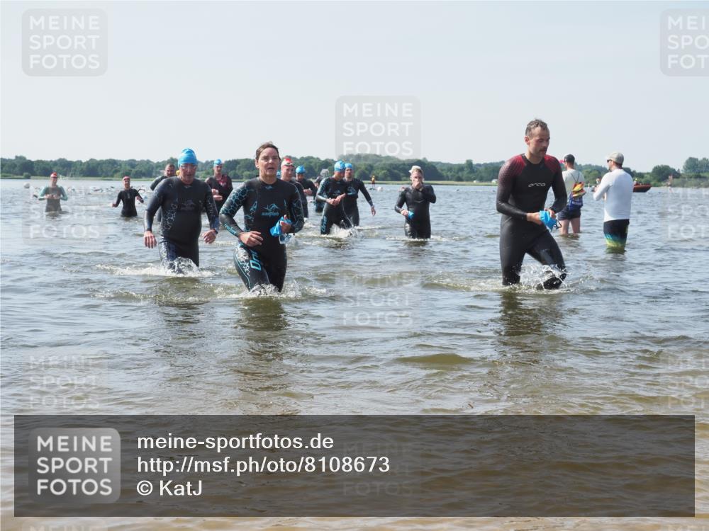 22.06.2025 - Viking Triathlon KatJ http://msf.ph/oto/8108673 22.06.2025 10:38:23 Schwimmen 22, 61, 89, 209, 269, 398, 419, 428, 447, 509, 535, 603, 659, 662 meine-sportfotos.de