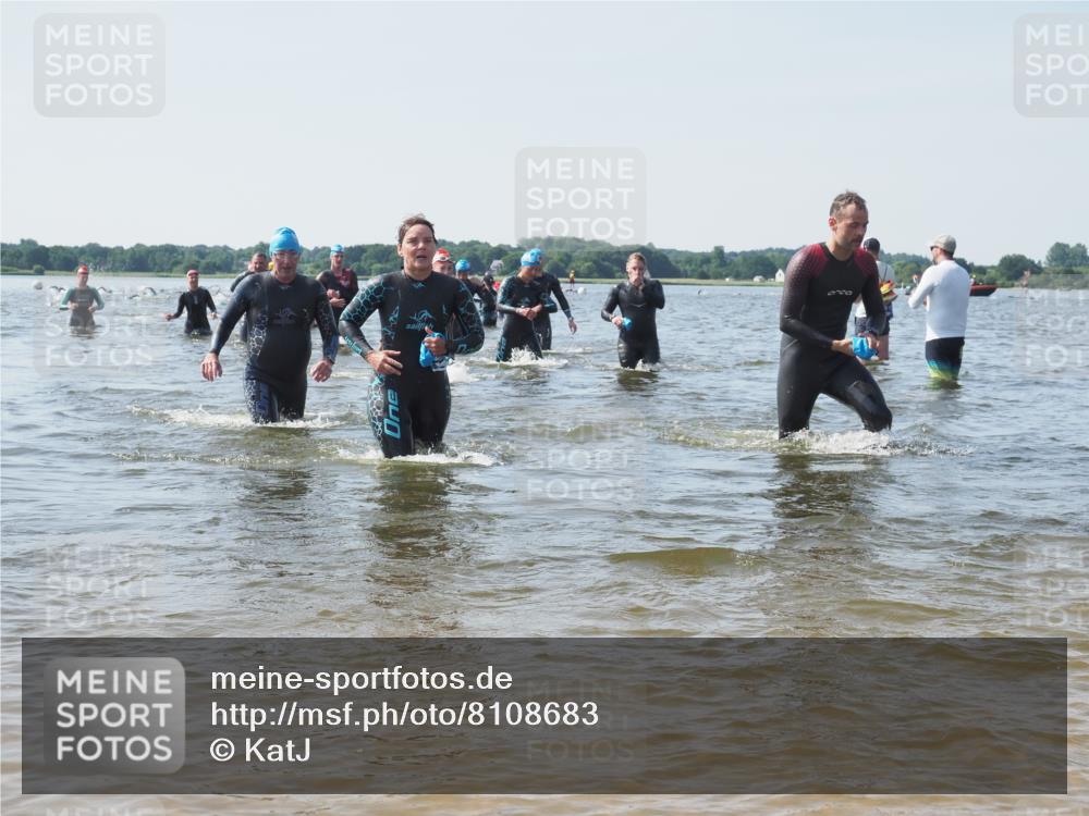 22.06.2025 - Viking Triathlon KatJ http://msf.ph/oto/8108683 22.06.2025 10:38:23 Schwimmen 22, 61, 89, 209, 269, 398, 419, 428, 447, 509, 535, 603, 659, 662 meine-sportfotos.de