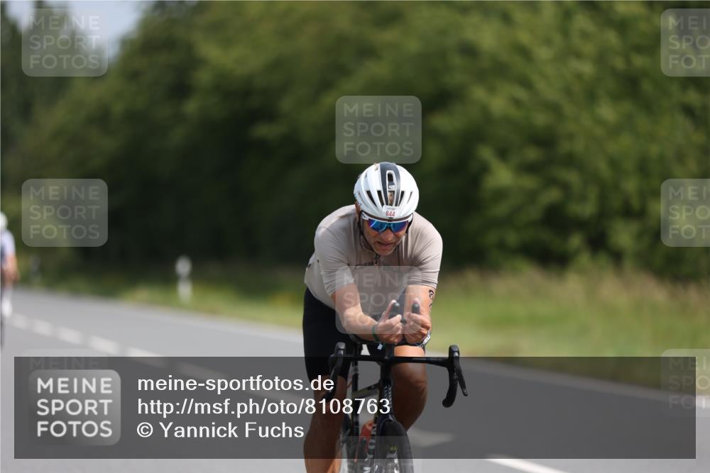 22.06.2025 - Viking Triathlon Yannick Fuchs http://msf.ph/oto/8108763 22.06.2025 11:32:46 Radfahren 8, 89, 115, 203, 309, 644 meine-sportfotos.de