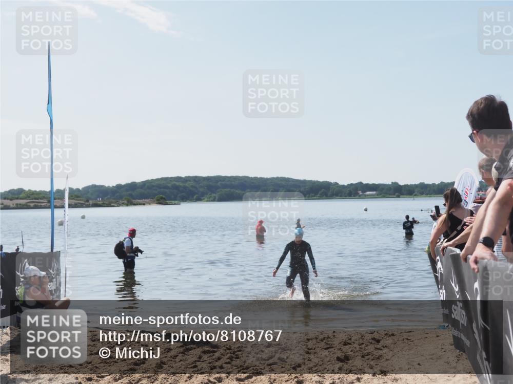 22.06.2025 - Viking Triathlon MichiJ http://msf.ph/oto/8108767 22.06.2025 10:56:24 Schwimmen 499 meine-sportfotos.de