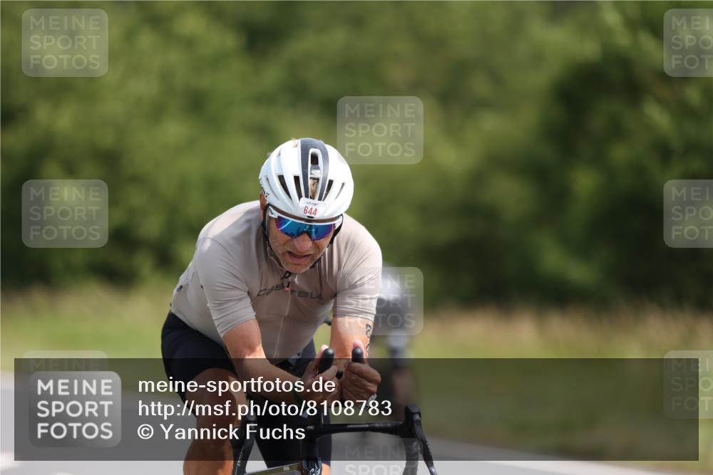 22.06.2025 - Viking Triathlon Yannick Fuchs http://msf.ph/oto/8108783 22.06.2025 11:32:46 Radfahren 8, 89, 115, 203, 309, 644 meine-sportfotos.de