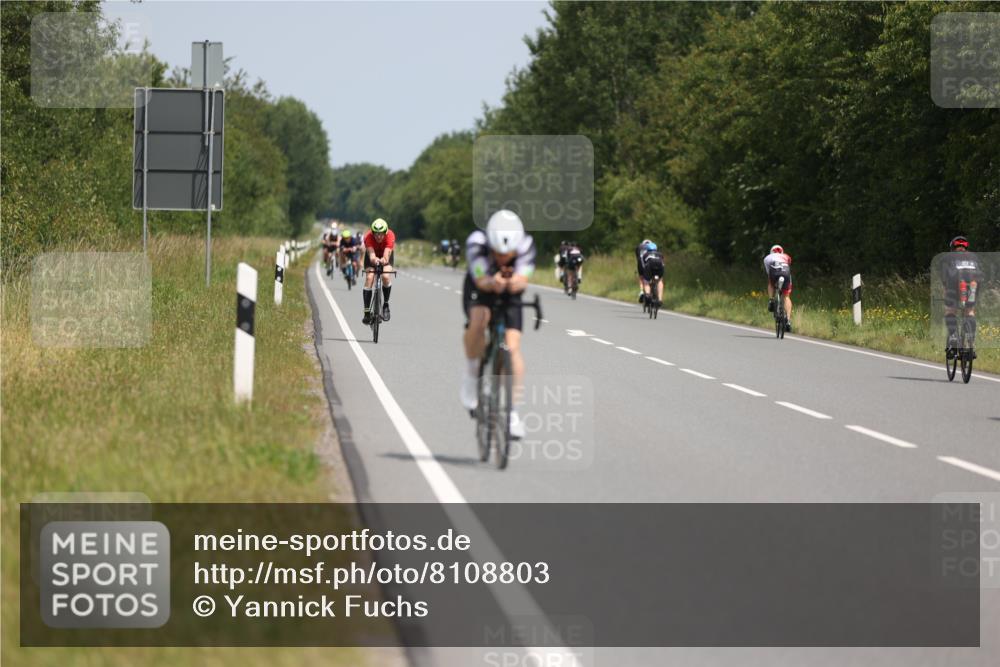 22.06.2025 - Viking Triathlon Yannick Fuchs http://msf.ph/oto/8108803 22.06.2025 12:13:45 Radfahren 190, 269, 482 meine-sportfotos.de