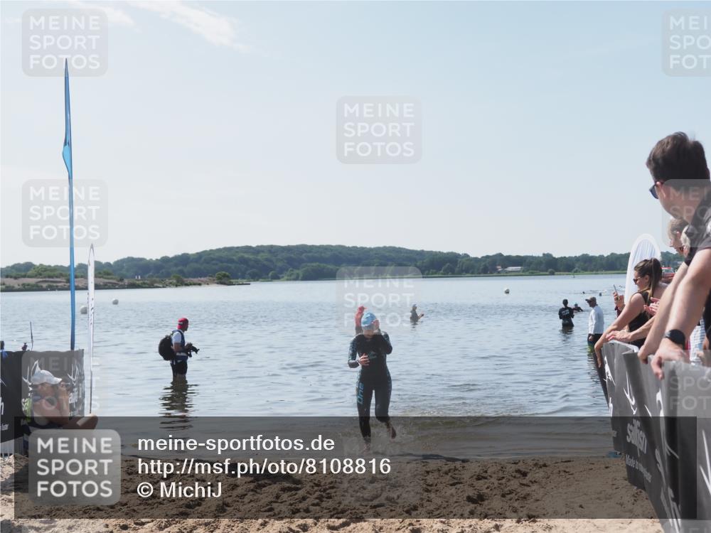 22.06.2025 - Viking Triathlon MichiJ http://msf.ph/oto/8108816 22.06.2025 10:56:25 Schwimmen 499 meine-sportfotos.de