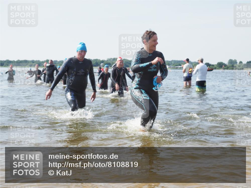 22.06.2025 - Viking Triathlon KatJ http://msf.ph/oto/8108819 22.06.2025 10:38:26 Schwimmen 22, 89, 156, 209, 269, 398, 419, 428, 447, 509, 535, 601, 603, 659, 662 meine-sportfotos.de