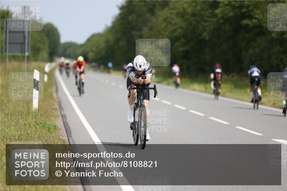 22.06.2025 - Viking Triathlon Yannick Fuchs http://msf.ph/oto/8108821 22.06.2025 12:13:46 Radfahren 190, 269, 482 meine-sportfotos.de