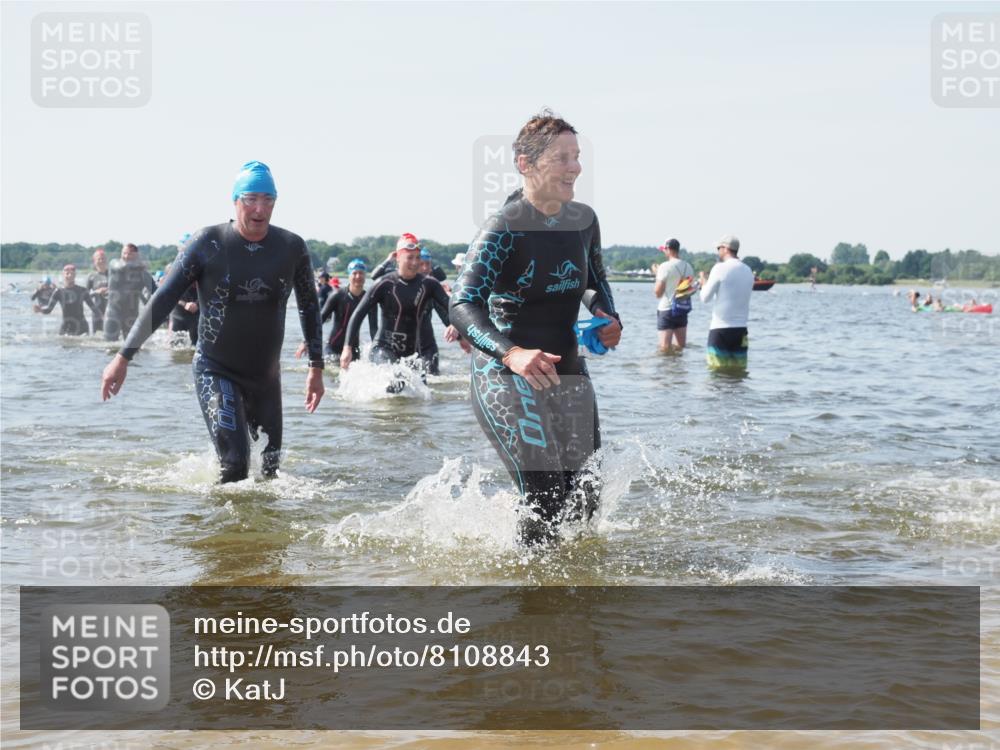 22.06.2025 - Viking Triathlon KatJ http://msf.ph/oto/8108843 22.06.2025 10:38:26 Schwimmen 22, 89, 156, 209, 269, 398, 419, 428, 447, 509, 535, 601, 603, 659, 662 meine-sportfotos.de