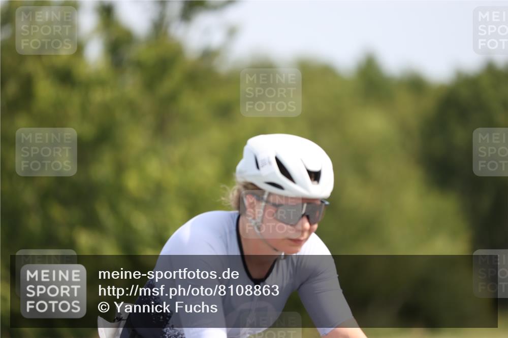 22.06.2025 - Viking Triathlon Yannick Fuchs http://msf.ph/oto/8108863 22.06.2025 11:32:50 Radfahren 89, 115, 128, 291, 309, 644 meine-sportfotos.de