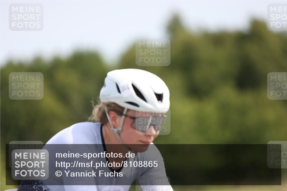 22.06.2025 - Viking Triathlon Yannick Fuchs http://msf.ph/oto/8108865 22.06.2025 11:32:51 Radfahren 89, 115, 128, 291, 309 meine-sportfotos.de