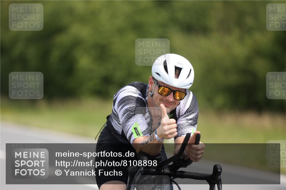 22.06.2025 - Viking Triathlon Yannick Fuchs http://msf.ph/oto/8108898 22.06.2025 12:13:48 Radfahren 180, 190, 269, 482 meine-sportfotos.de