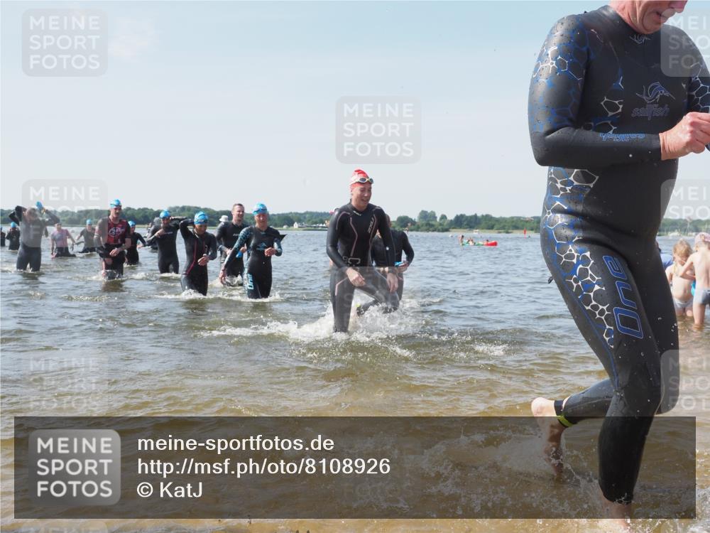 22.06.2025 - Viking Triathlon KatJ http://msf.ph/oto/8108926 22.06.2025 10:38:29 Schwimmen 22, 85, 89, 156, 209, 215, 269, 398, 419, 428, 447, 509, 535, 601, 603, 659, 662 meine-sportfotos.de