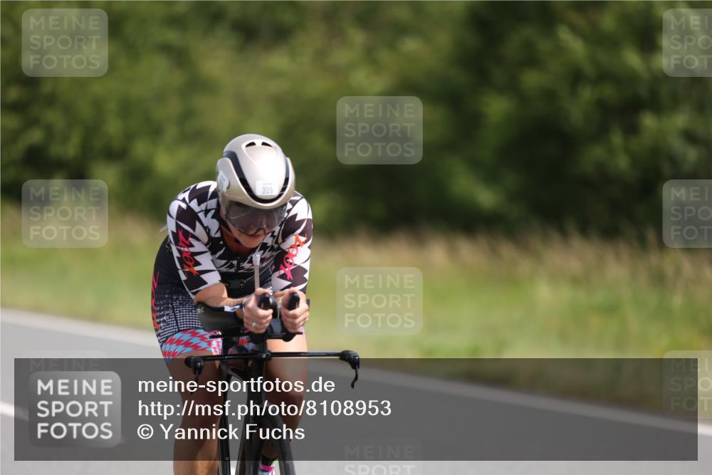 22.06.2025 - Viking Triathlon Yannick Fuchs http://msf.ph/oto/8108953 22.06.2025 11:32:55 Radfahren 95, 128, 287, 291, 309 meine-sportfotos.de