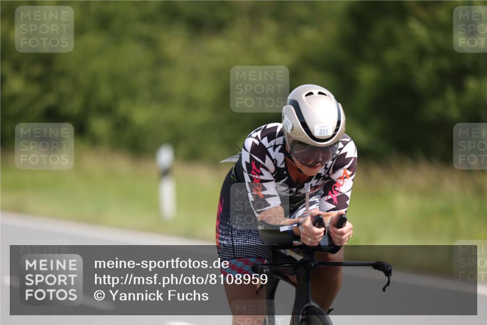 22.06.2025 - Viking Triathlon Yannick Fuchs http://msf.ph/oto/8108959 22.06.2025 11:32:56 Radfahren 95, 128, 287, 291, 309 meine-sportfotos.de